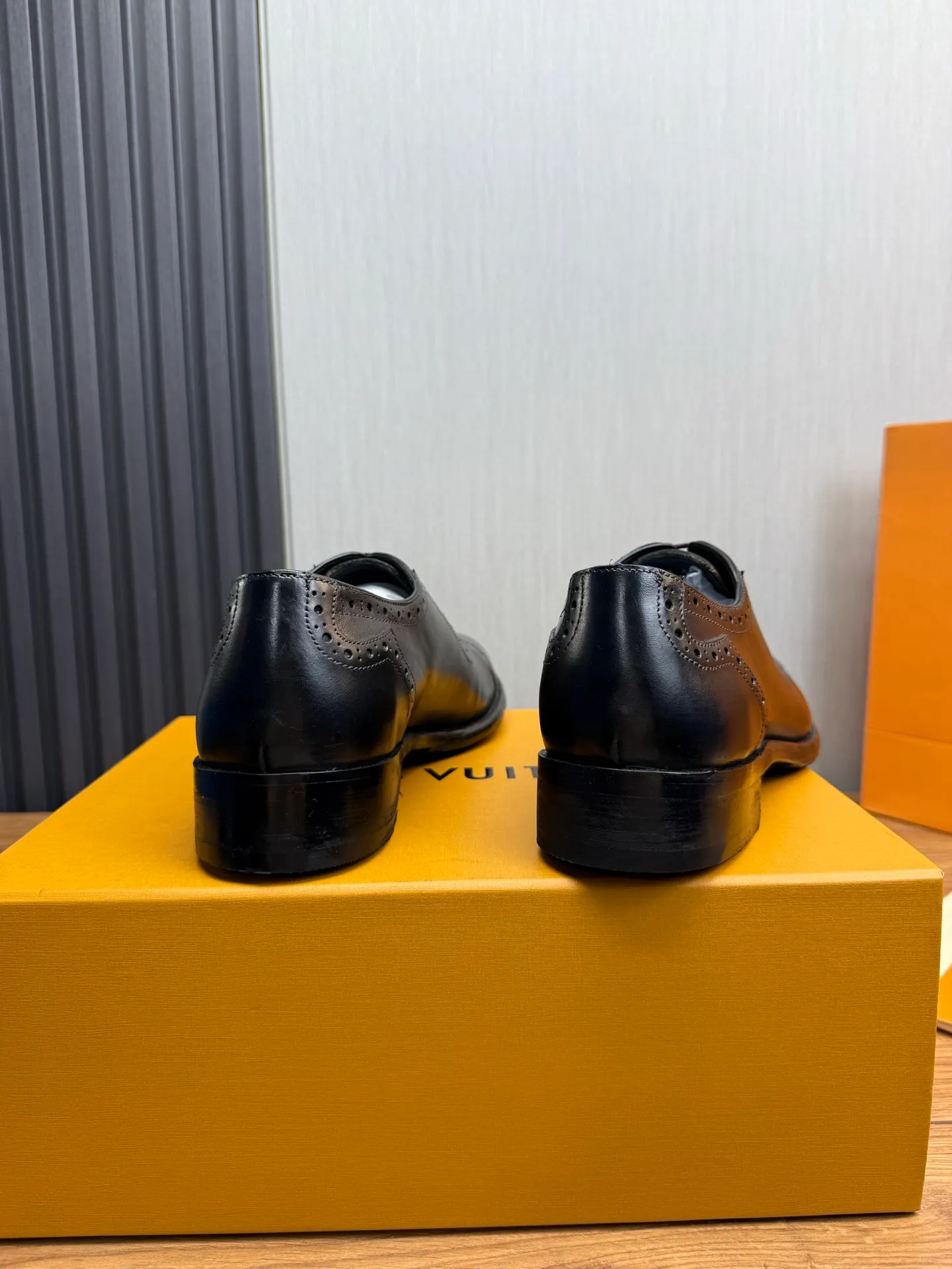 Men's shoes💰760💰 LV. Men's business casual leather shoes, 1:1 shipment ⬆️Luxurious and noble👞All imported original brand leather, just to create a more comfortable wearing experience, upper: original cowhide ➕Imported full cow lining, original leather outsole ✔️36-45 (38.45 non-refundable)